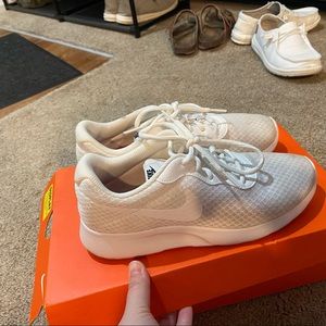 Womens Nike shoes